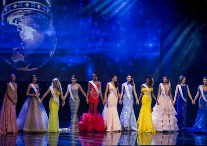 ملكة جمال أميركية تخسر لقبها