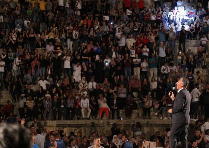 عمر العبداللات يفتتح "مهرجان جرش للثقافة والفنون" في الأردن