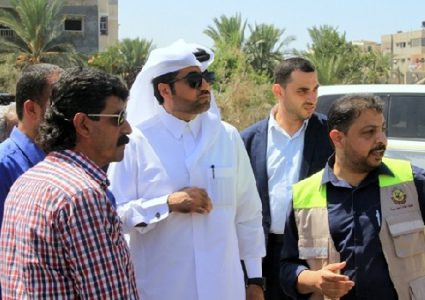 نائب السفير العمادي يعود إلى غزة