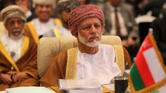 وزير الخارجية العماني يزور إيران لبحث التوترات بالمنطقة