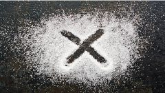 كيف يؤثر وقف تناولك السكر على جسمك؟