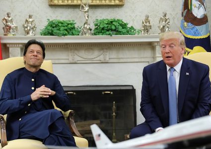 ترامب يوسّط نفسه بين باكستان والهند في أزمة كشمير