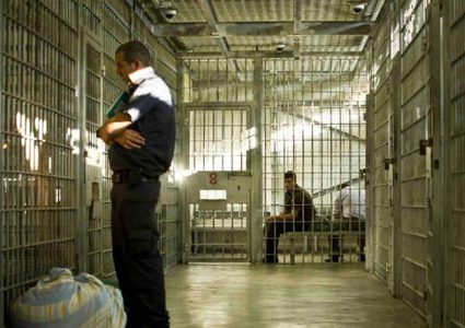 تدهور الوضع الصحي للأسير مصطفى الحسنات