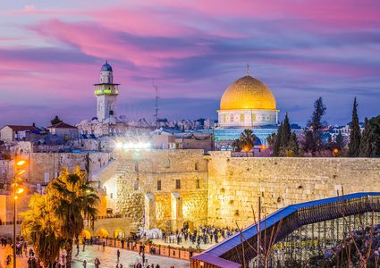"اللجنة الوطنية" تبحث سبل إنجاح "القدس عاصمة دائمة للتراث العربي"
