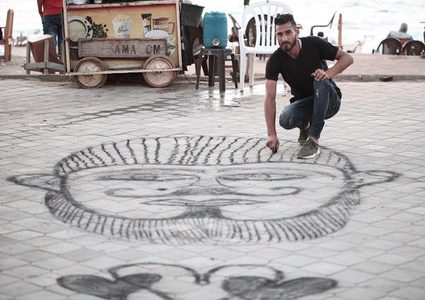 رسومات تجذب الزبائن على بسطة الأحلام