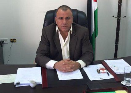 قطامي يبحث مع وفد من بلدات شمال القدس سبل النهوض بواقعها