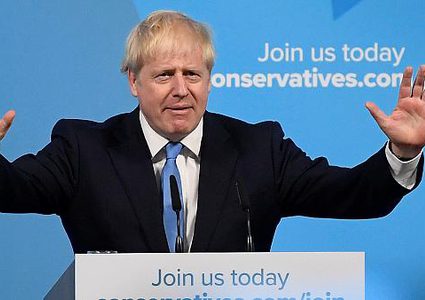 "بوريس جونسون" يفوز برئاسة وزراء بريطانيا
