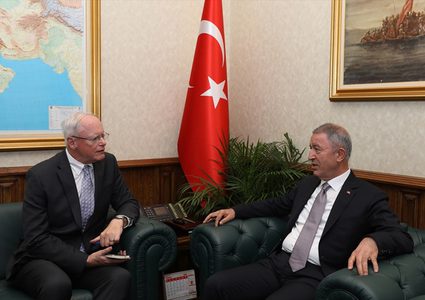 لقاء تركي أمريكي لمناقشة إنشاء منطقة آمنة بسوريا