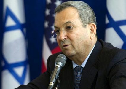 باراك يعتذر من عائلات قرى ومدن عربية