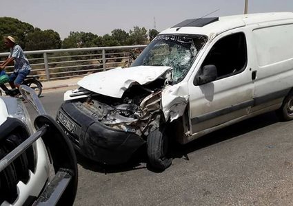 إصابات بانقلاب جيب جنوب مدينة غزة