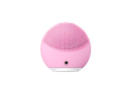 روتين العناية اليومي بالبشرة خلال العطلات