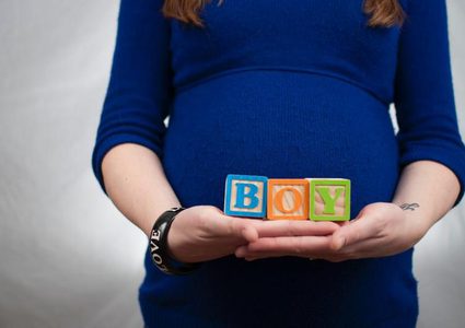 ما هي دلائل الحمل بمولود ذكر؟