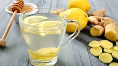 فوائد شرب ماء الليمون كل صباح..؟!