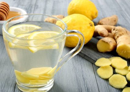 فوائد شرب ماء الليمون كل صباح..؟!