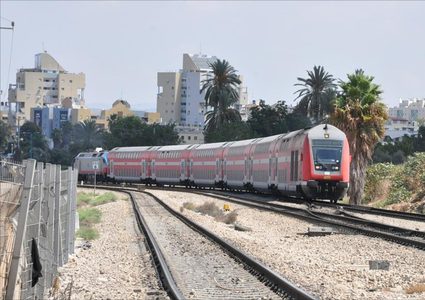 "إسرائيل" تكشف تفاصيل مشروع السكك الحديدية مع الدول العربية