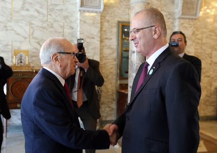 الحمد الله يعزي الشعبين الفلسطيني والتونسي بوفاة الرئيس السبسي