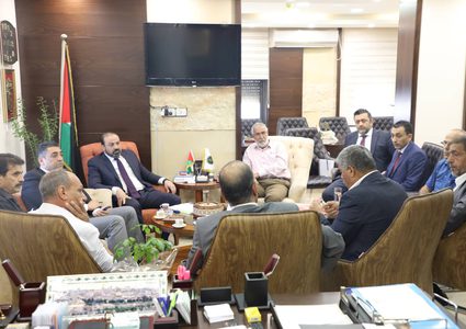 النائب العام يتابع الاجراءات القانونية لجرائم الاحتلال