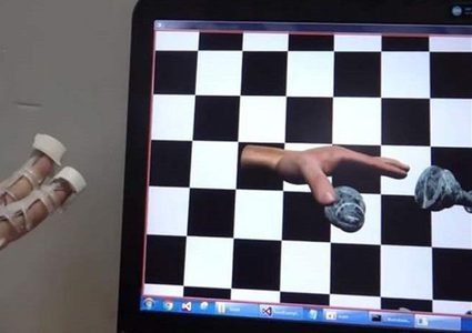 قفاز لتحديد شكل الأجسام الافتراضية