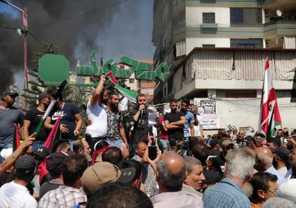 للجمعة الثانية.. مخيمات لبنان تنتفض ضد قرار وزارة العمل