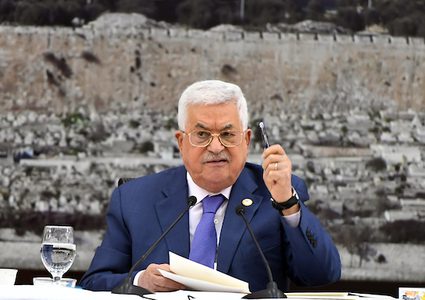 المكتب الحركي للصحفيين يثمن قرار الرئيس عباس