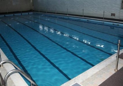 إغلاق أكثر من5مسابح وإخطارات لأخرى لمخالفتها لشروط السلامة العامة