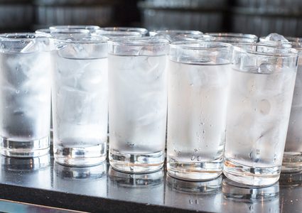 حقائق حول شرب الماء البارد في الصيف الحار