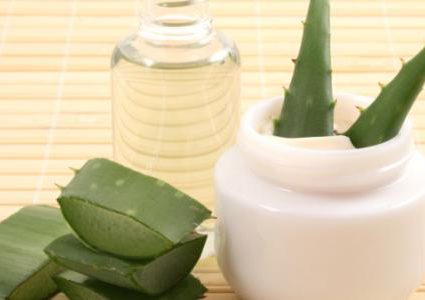 الصبار وجوز الهند لإزالة هذه العلامات