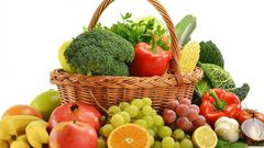 ماذا يحدث لجسمك إذا تناولت الفواكه والخضراوت فقط؟