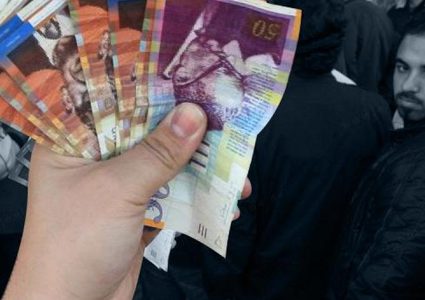 الحايك يحذر: غزة مقبلة على مرحلة حساسة قد تصل لأزمة في السيولة