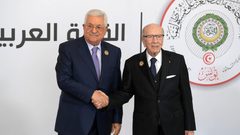 الرئيس عباس: فقدنا القائد الكبير السبسي ومن تونس بدأت عودتنا