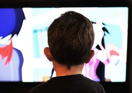 تأثير الشاشات على الأطفال، كيف نتجنبها؟