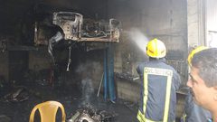 قلقيلية: اخماد حريق في محل لصيانة المركبات