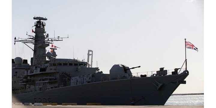 وصول سفينة حربية بريطانية للخليج لتعزيز حماية ناقلات السفن والنفط