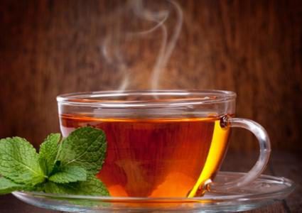 العلم يكشف الطريقة الصحيحة لإعداد الشاي