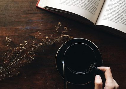 القراءة لمدة 30 دقيقة يوميا تقلل خطر الوفاة المبكرة!