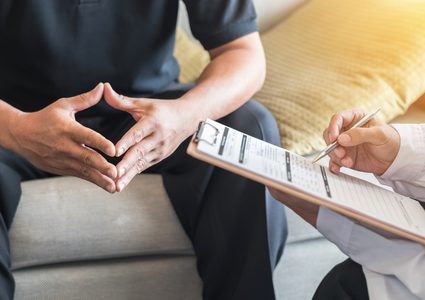 باحثون ينجحون بفحص دم المصابين بسرطان البروستاتا بدقة 92%