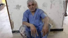 صورة طبيب سوري يغطيه الغبار تجتاح مواقع التواصل الاجتماعي