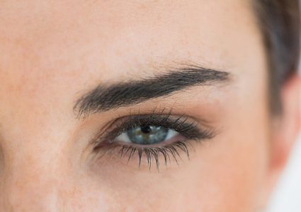 نواة التمر تطيل الرموش؟