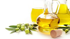 ما علاقة زيت الزيتون بحب الشباب؟