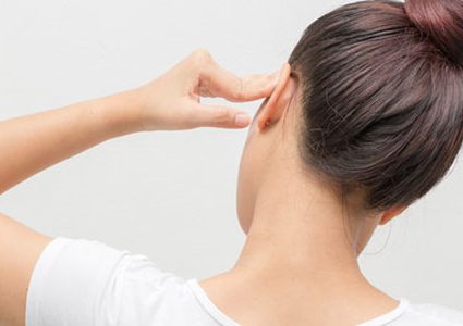 أبرز علامات الإصابة بإلتهاب الأذن الوسطى