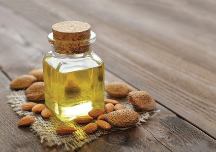 أفضل الزيوت للعناية ببشرة الحامل