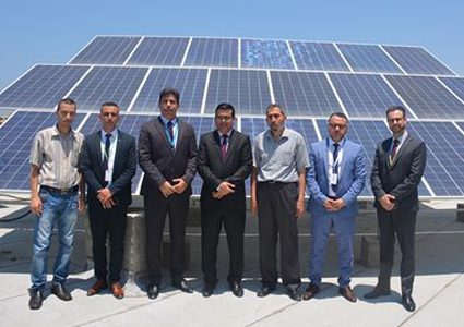 جوال ورابطة الخريجين المعاقين بصريًا يفتتحان مشروع الطاقة الشمسية