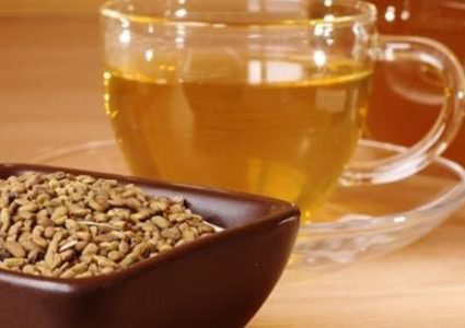 فوائد شاي الحلبة المذهلة للصحة والجسم