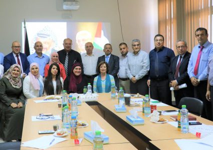 لجنة مساندة من الجامعات لاختيار التخصصات