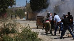 اصابتان طفيفتان خلال قمع الاحتلال لمسيرة كفر قدوم الأسبوعية