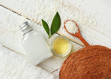 زيت جوز الهند لشعرك