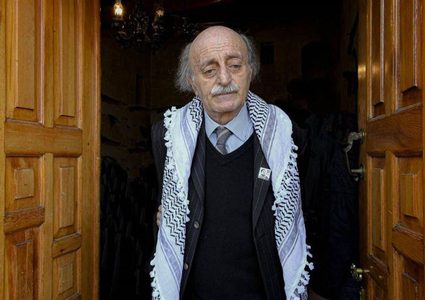 جنبلاط: الرئيس عباس وحده يملك التوقيع باسم فلسطين