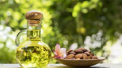 ماسك البيض وزيت الزيتون لتنظيف البشرة العادية