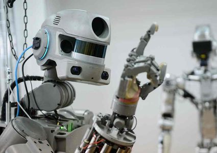 دراسة: العنصرية تصل لعالم صناعة الروبوتات