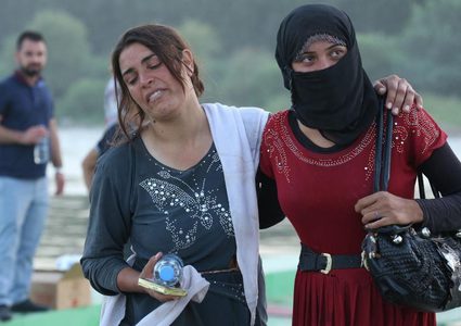 ايزيديات يجبرن على التخلي عن أبنائهن من مقاتلي "داعش"